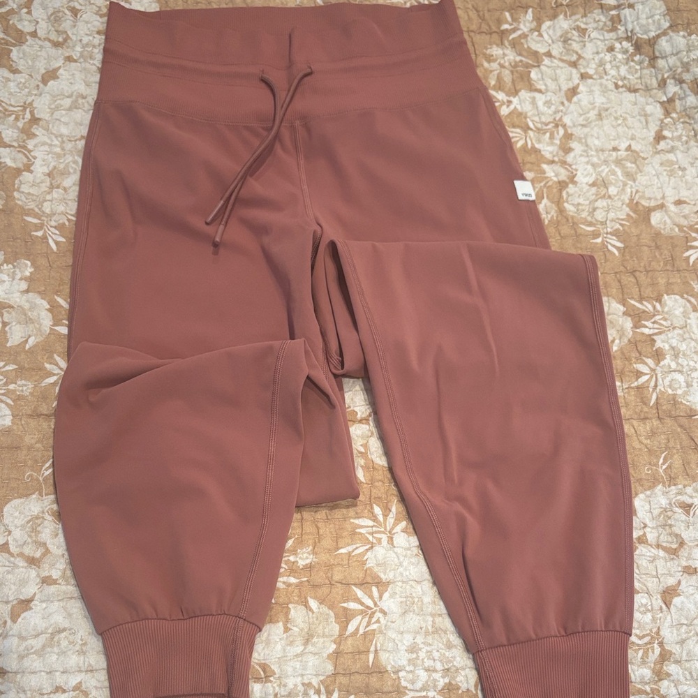 Vuori Jogger Pants in Hazelnut Rose Sz S - Picture 5 of 11